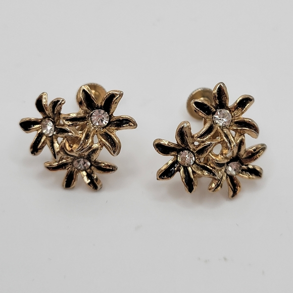 Vintage Rhinestone Flower Triad Cluster Black Gold Tone Screwback Earrings - Picture 6 of 7